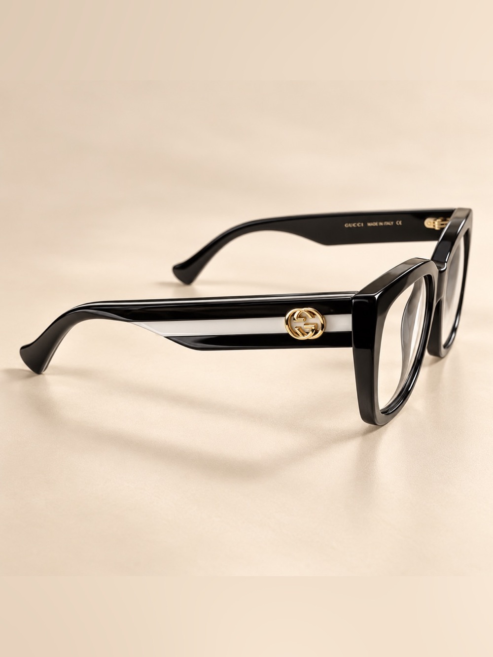 Gucci Black and White Square Sunglasses with Gold Logo Emblem NWT Authentic